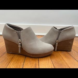 DR. SCHOLLS Shoes Women’s Work It Ankle Boot , Grey Size 9